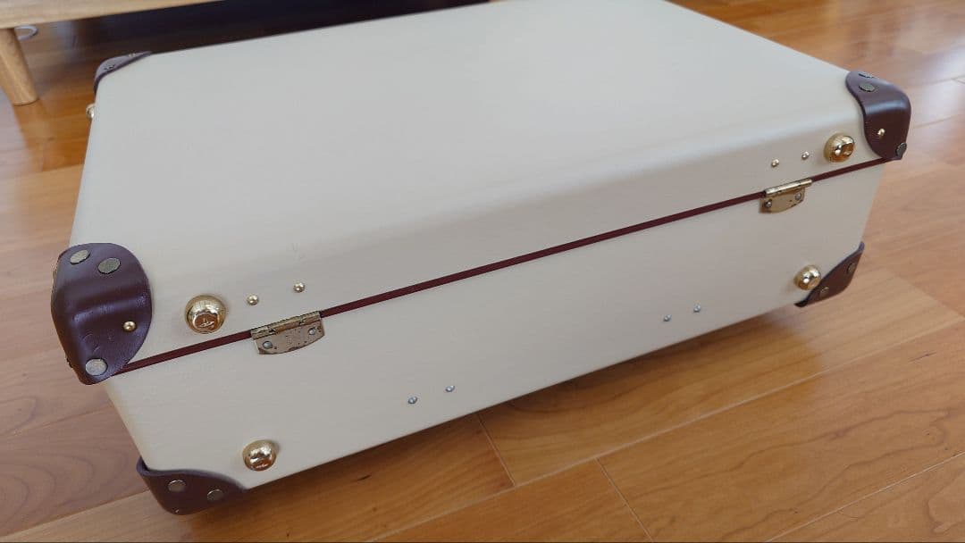 未使用　グローブトロッターSHIPS 21inch スーツケース