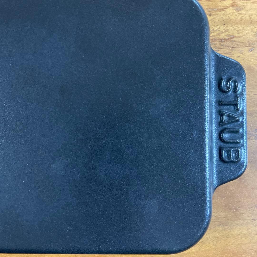 廃盤品 蓋付 Staub ケーキ＆ブレッド ブラック