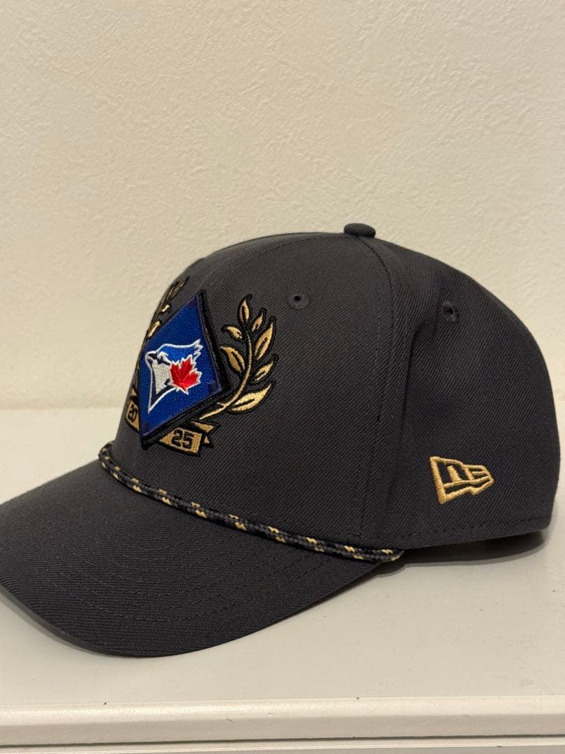 ブルージェイズ ニューエラ 9SEVENTYア・リーグ地区シリーズ優勝キャップ