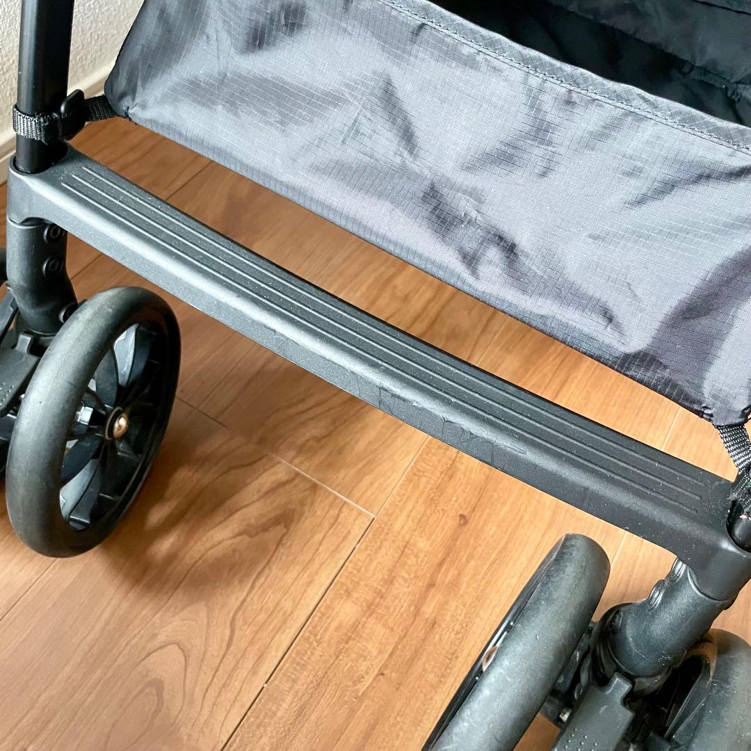 Combi ベビーカー Acbee plus AO B型