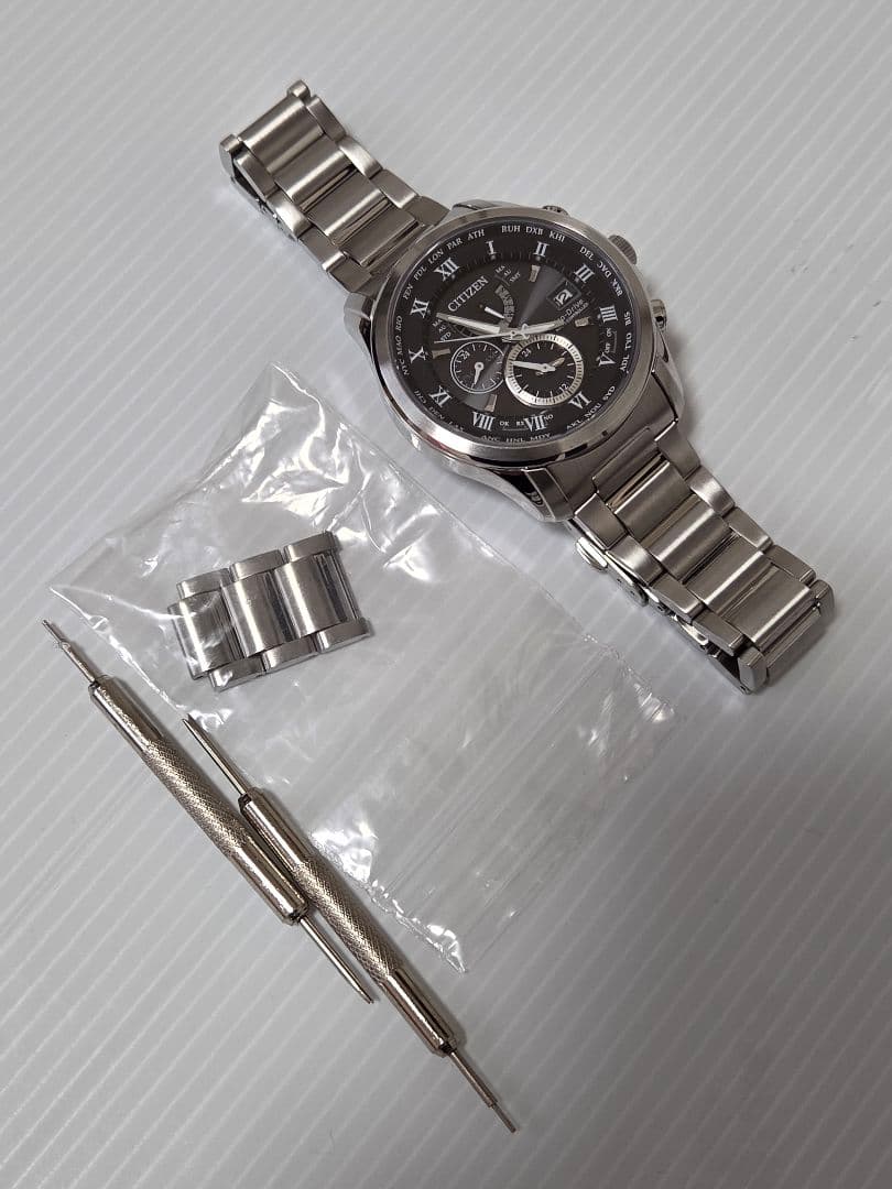 CITIZEN エコドライブ　電波ソーラー ワールドタイム　クロノグラフ腕時計