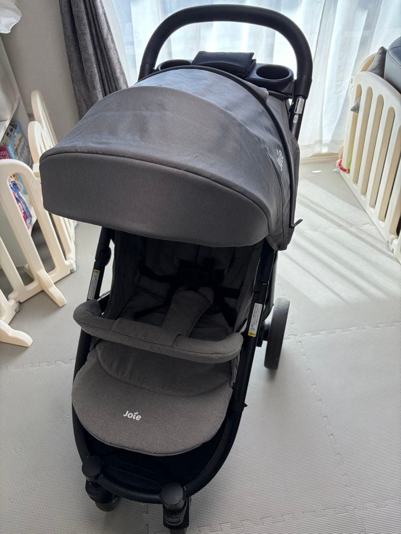 Joie ジョイー A型ベビーカー ライトトラックス4 送料込み　最終値下