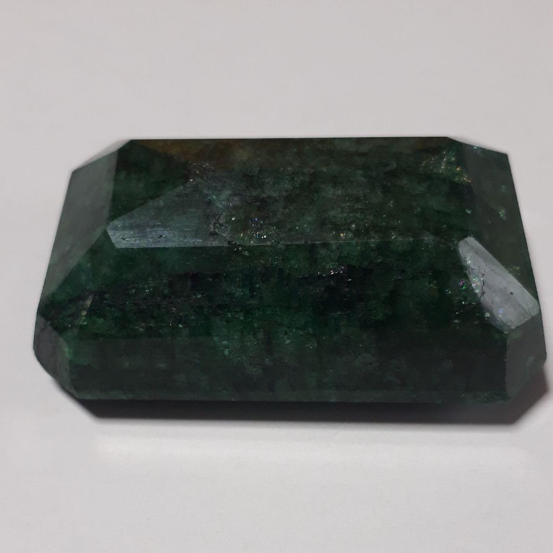 天然エメラルド ルース…ヒート処理して有ります。