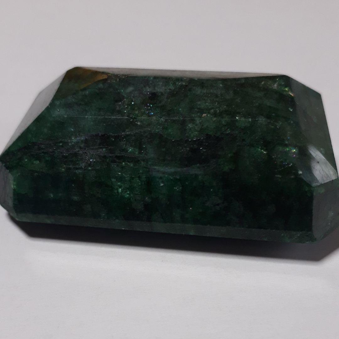 天然エメラルド ルース…ヒート処理して有ります。