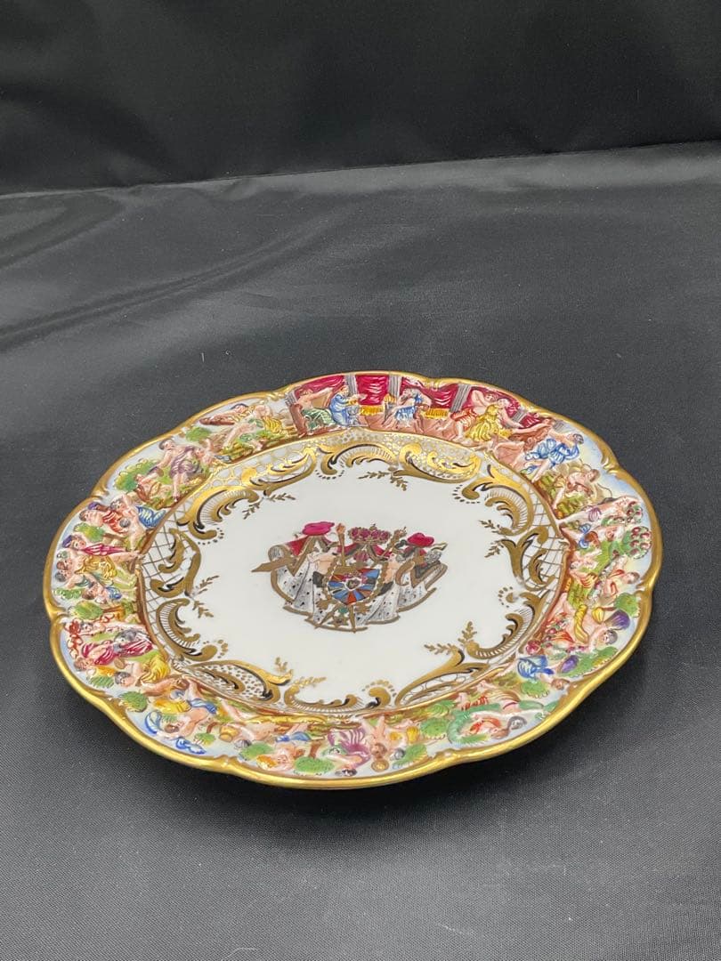 リチャードジノリ　カポディモンテ　プレート