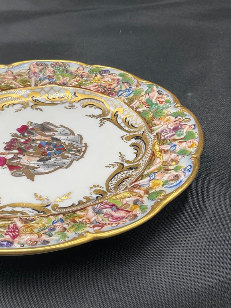 リチャードジノリ　カポディモンテ　プレート