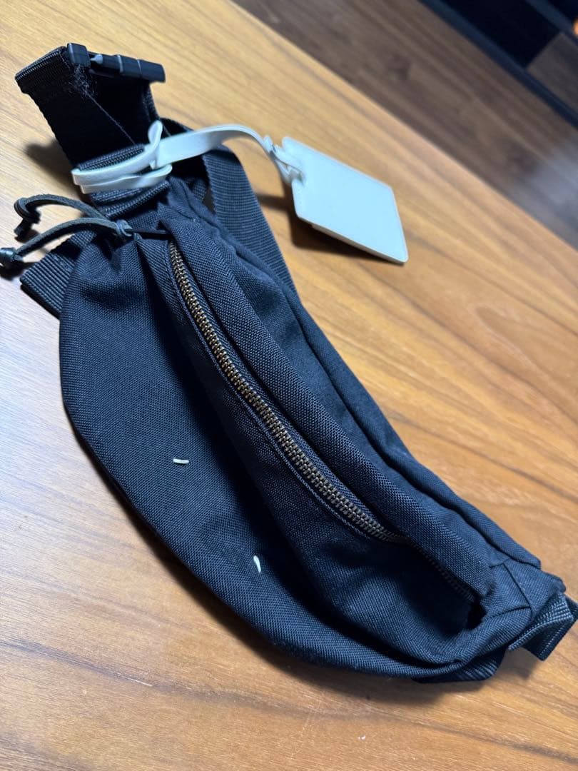 メゾンマルジェラ　ボディバッグ　ブラック