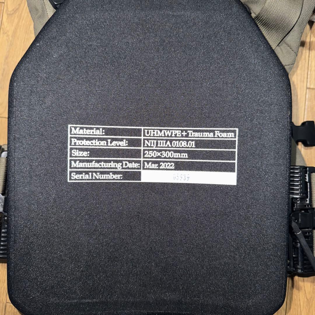 AGILITE K19プレートキャリア　マガジンポーチAG3 実物防弾プレート