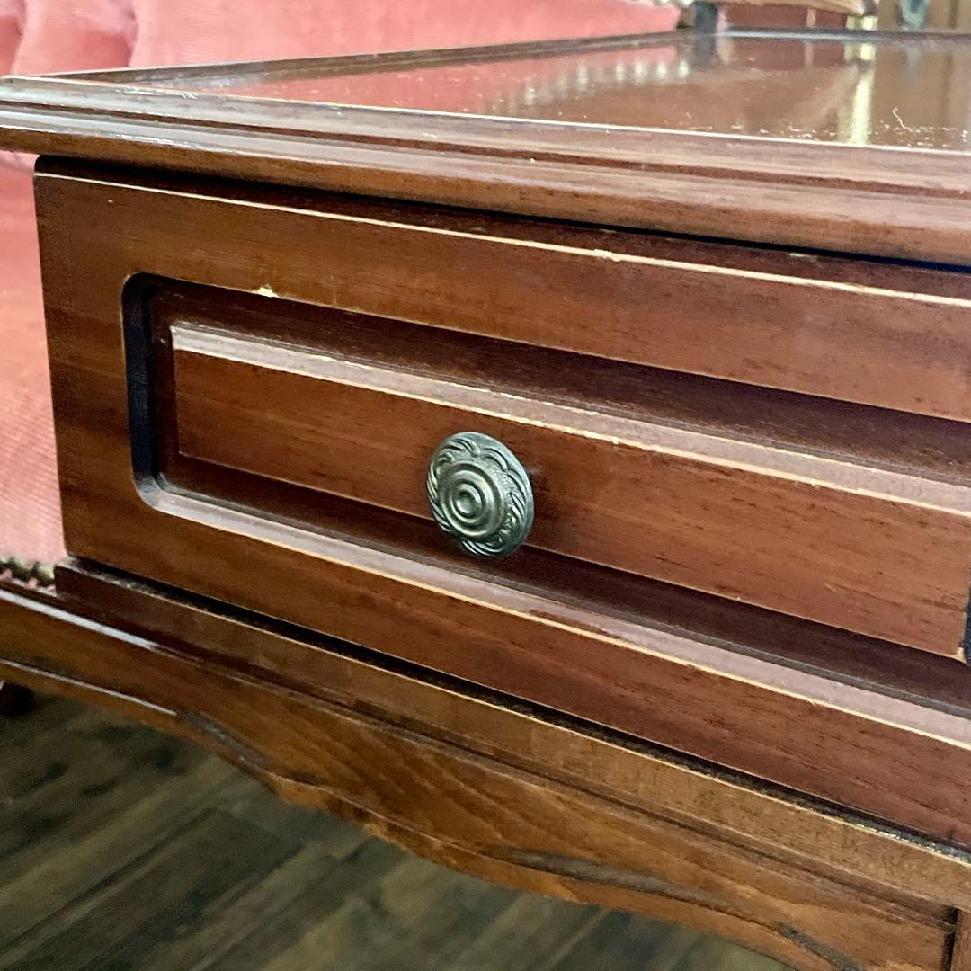 r1039r109 クラシックテレフォンベンチ エレガントなデザイン