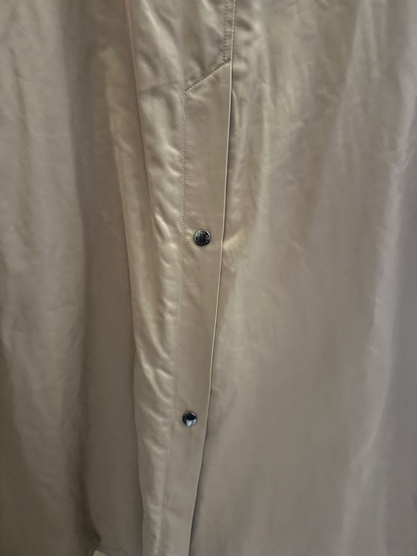 1% イチパーセント　シュウヘイオガワ　コート　ベージュ　新品　中綿　微光沢生地