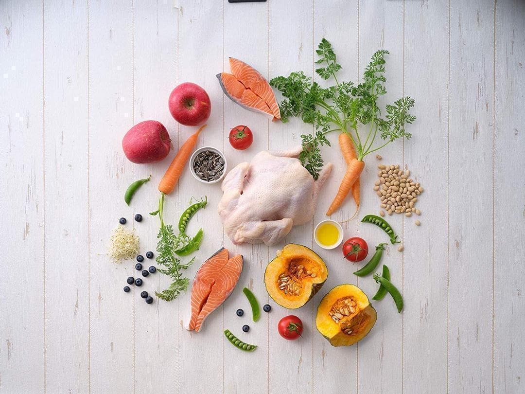 ソルビダ　グレインフリーチキン　室内飼育体重管理用3.6kg【1個のおまけ付き】