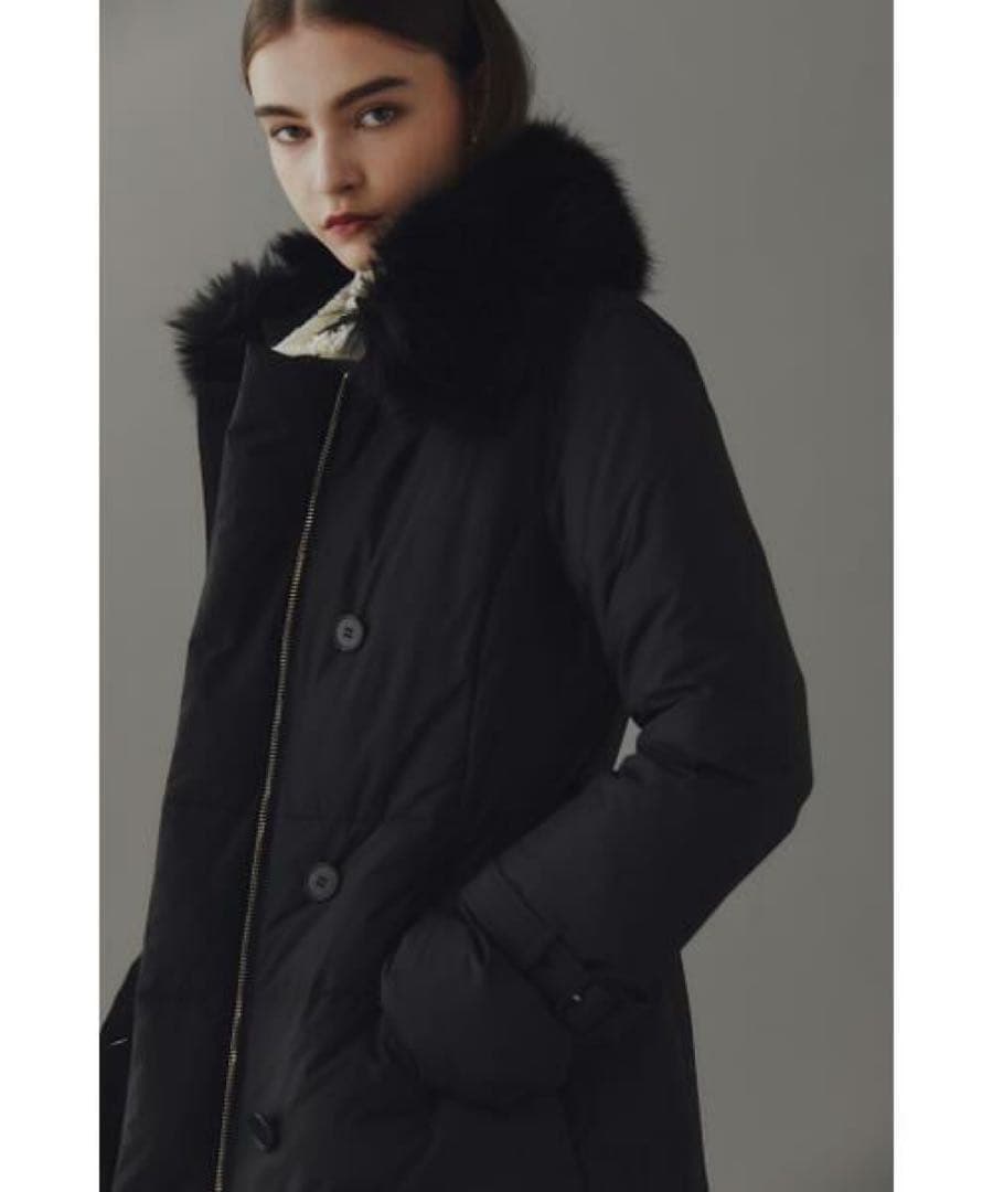 ファー付きダブルブレストロングダウンジャケット