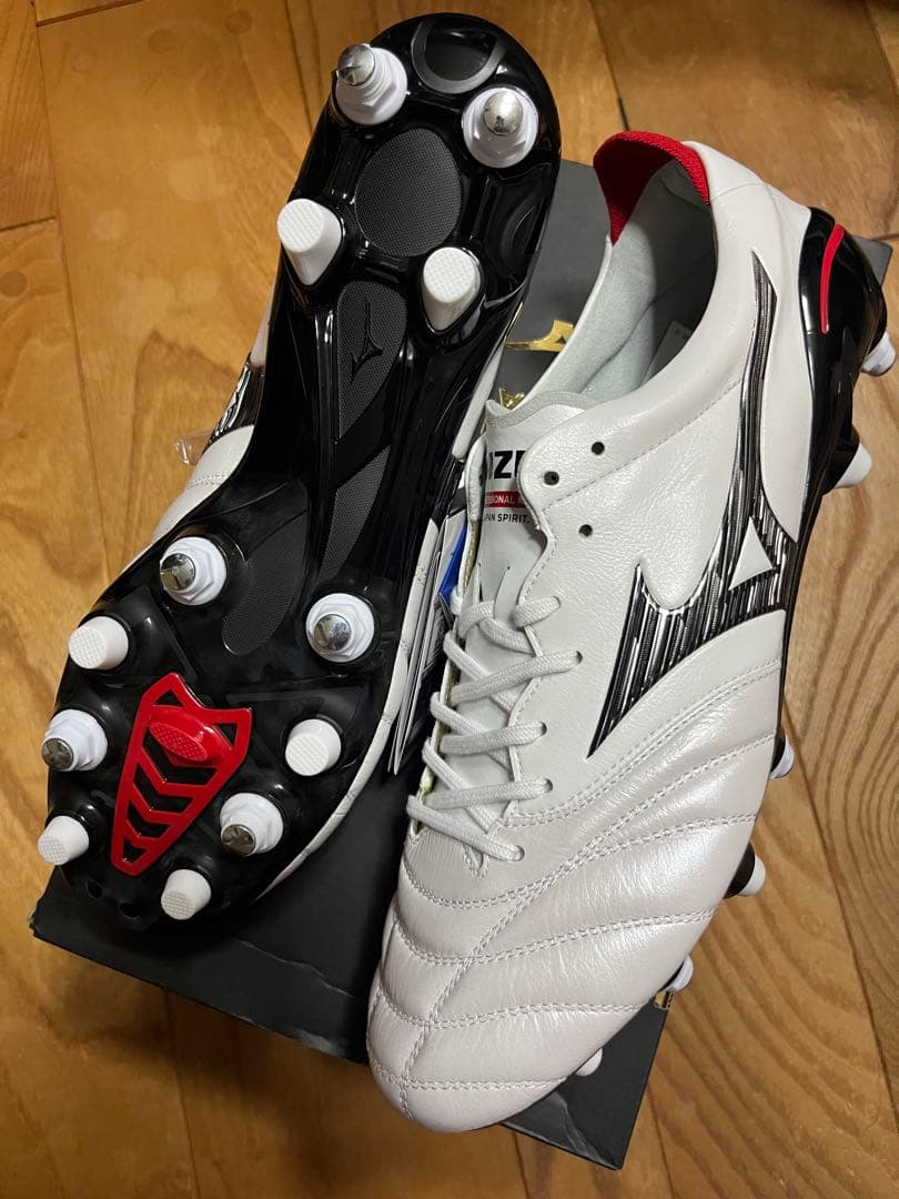 新品　大特価　ミズノ　モレリア NEO 4 JAPAN MIX 27cm