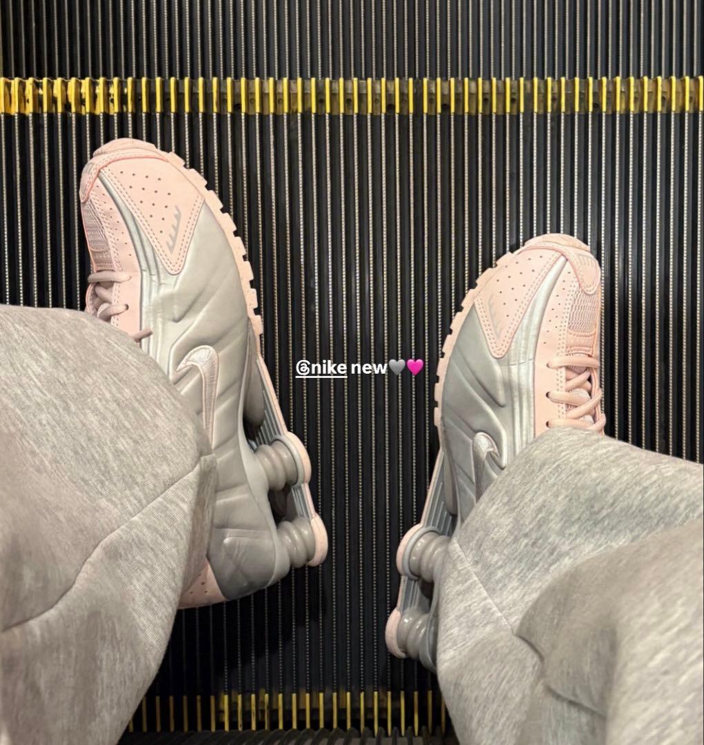 靴 Nike Shox r4 24.0cm