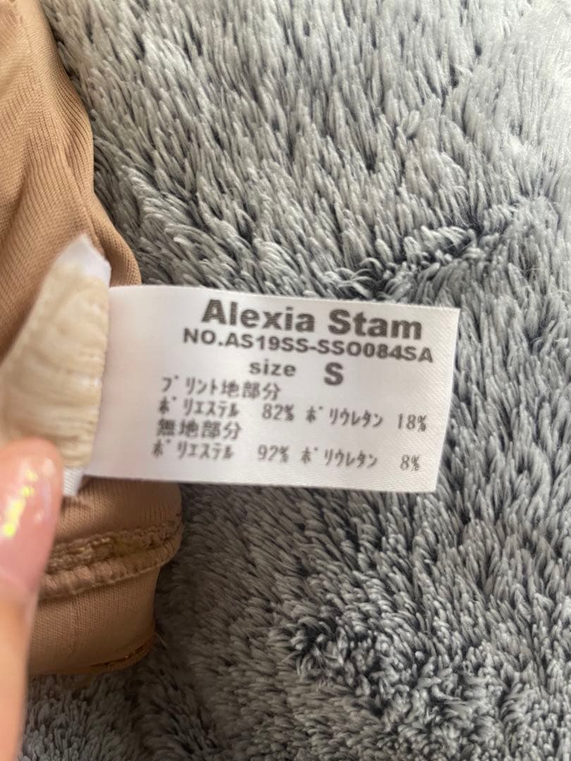 お値下げ中＊即日完売商品 ⭐︎アリシアスタン水着