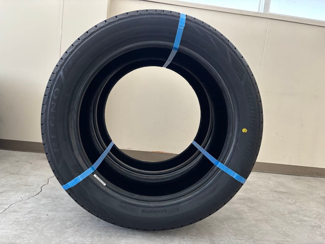 ② ブリヂストン　レグノ