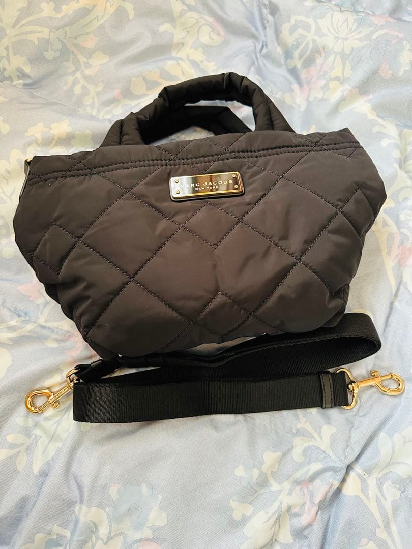 MARC JACOBS キルティングバッグ ブラック