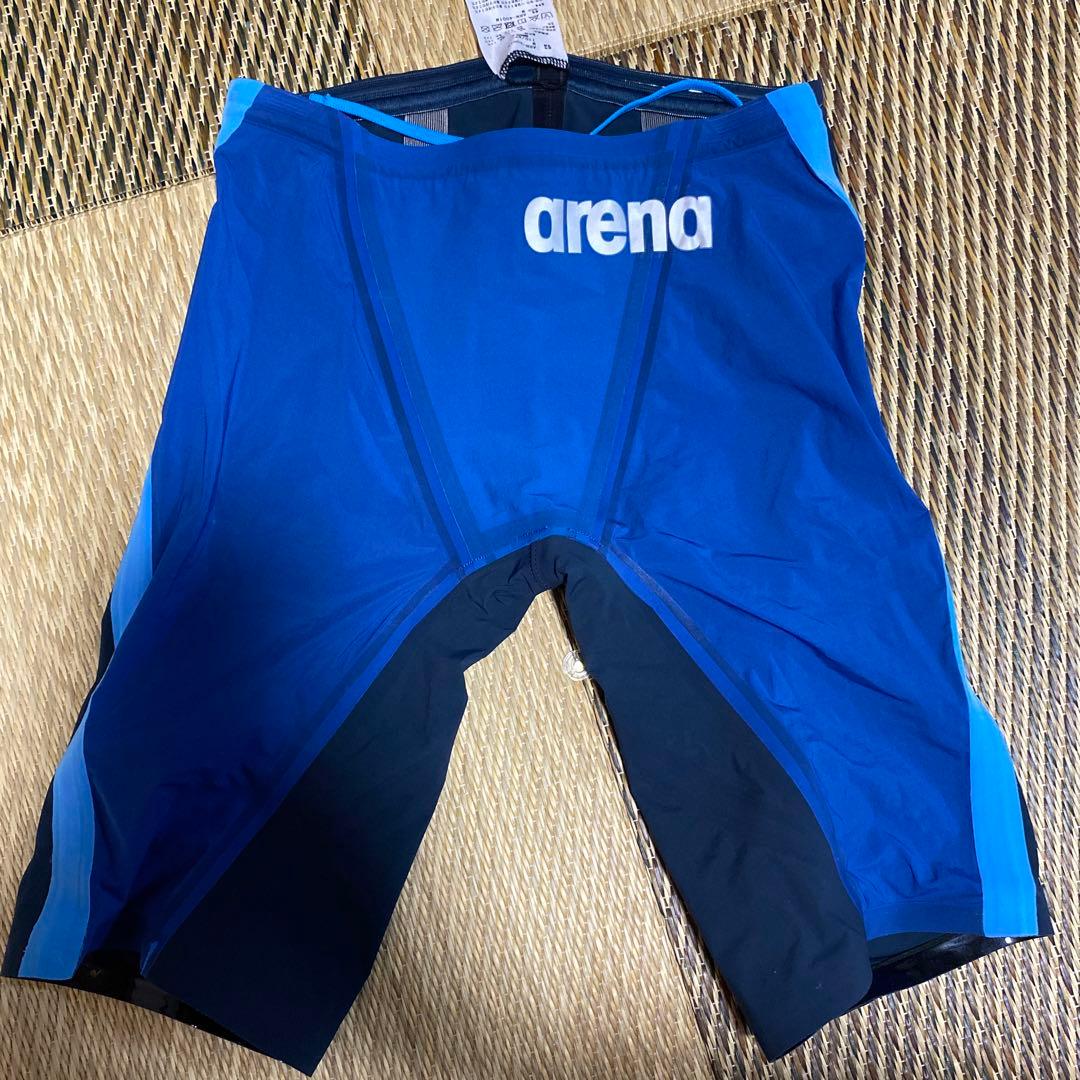 ARENA 競泳水着　ULTIMATE AQUAFORCE STORM Mサイズ