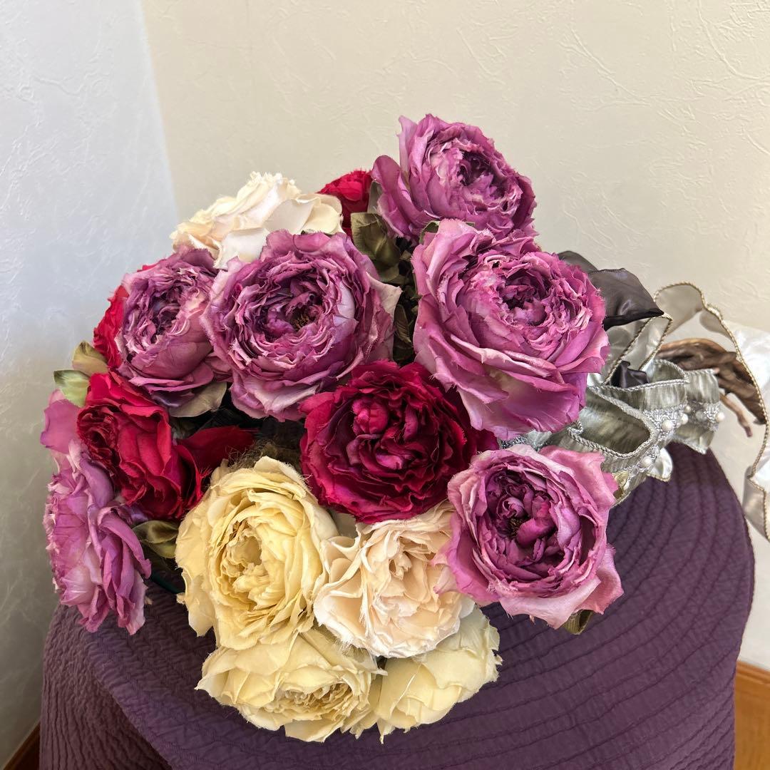 染め花　大輪のバラの花束　アートフラワー　ハンドメイド　リボン付き