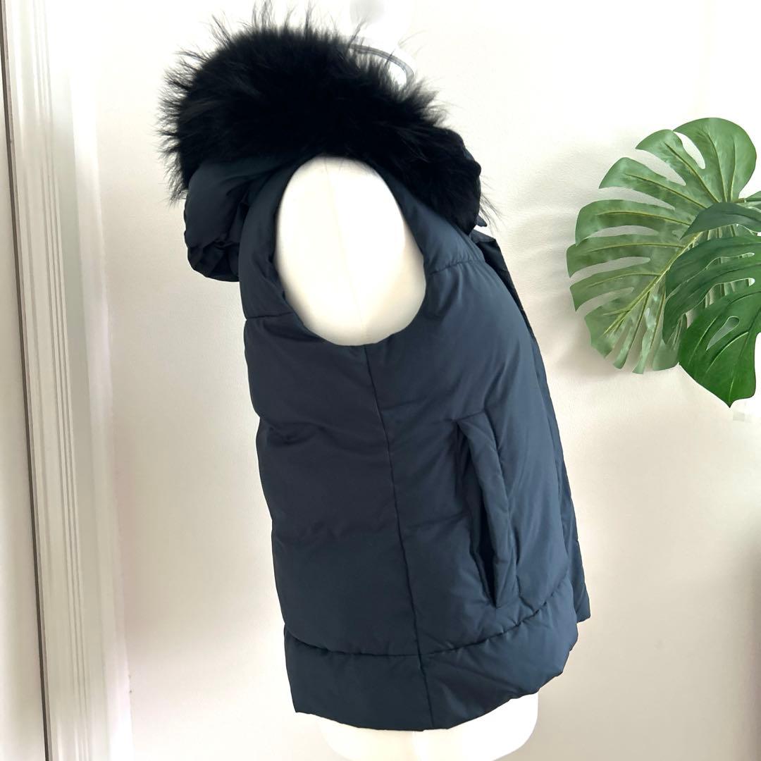 【theory セオリー】ダウンベスト　美品　黒　Sサイズ　ファー