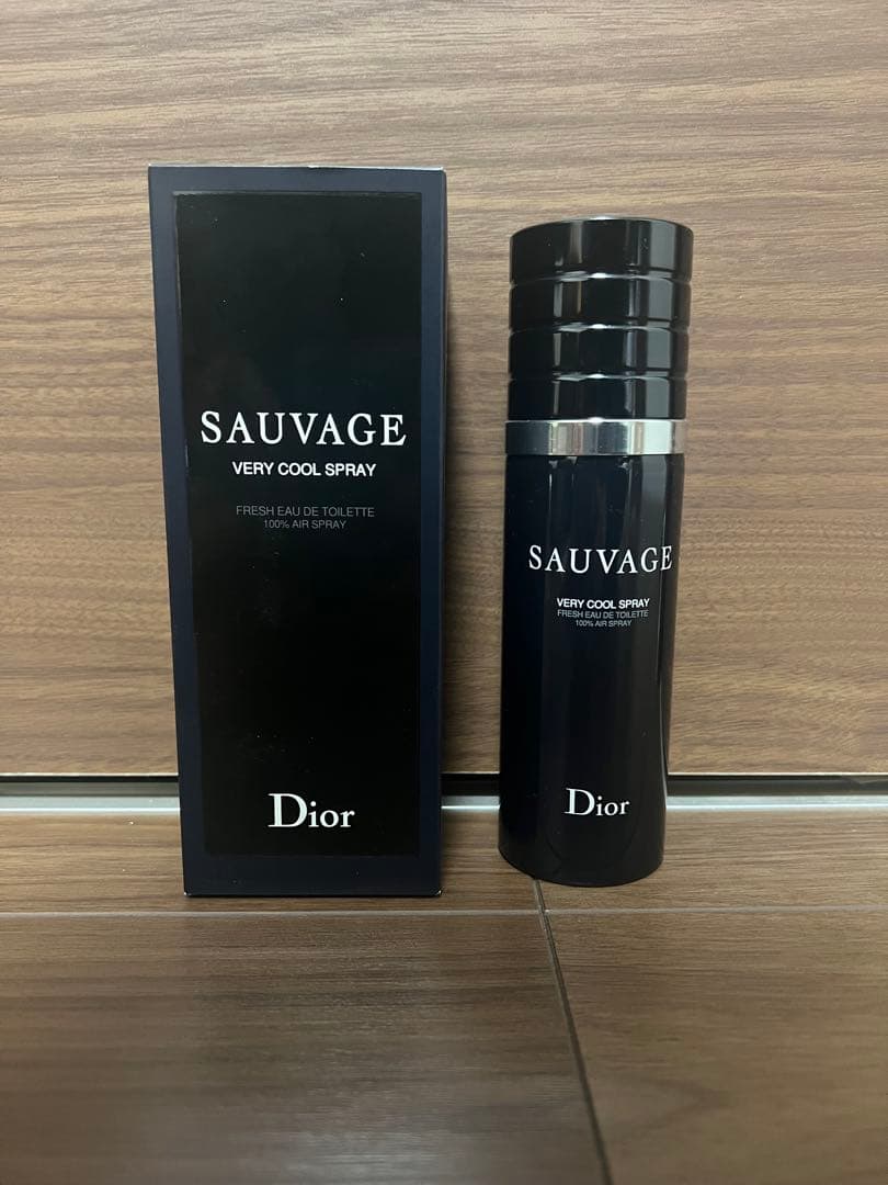 国内正規品 Dior SAUVAGE VERY COOL SPRAY 廃盤品