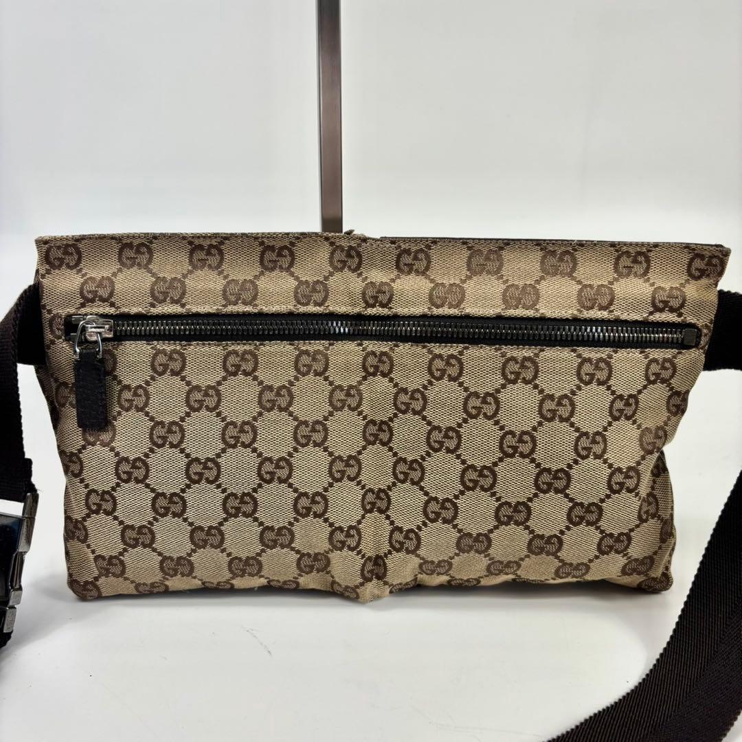 グッチ　ウエストバッグ　ポーチ　GGキャンバス　レザー　斜めがけ