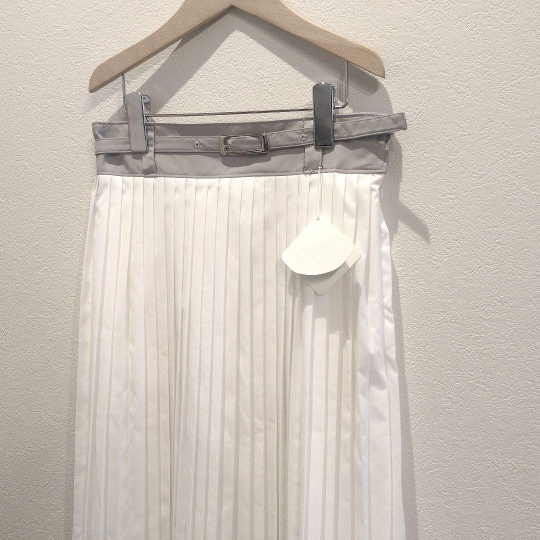 【新品タグ付】Side accordion line pleated skirt