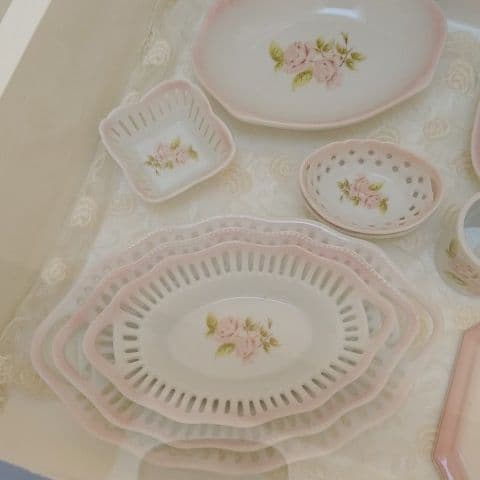 非売品！イマンダイアナローズオーバルプレートＳＭＬ