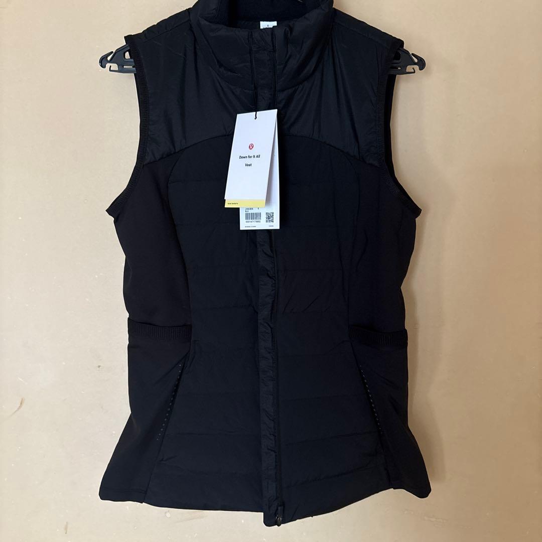 Lululemon Down for It All Vest ブラック