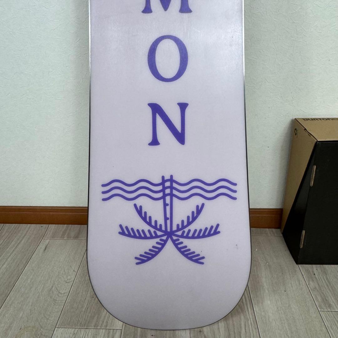 【極美品】SALOMON LOTUS 142cm スノーボード