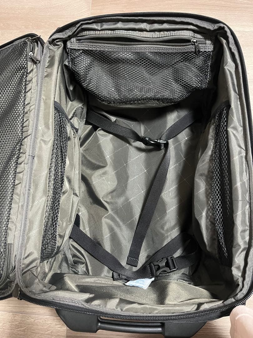 トラベルプロTravelPro FlightCrew 5 22 キャリーケース