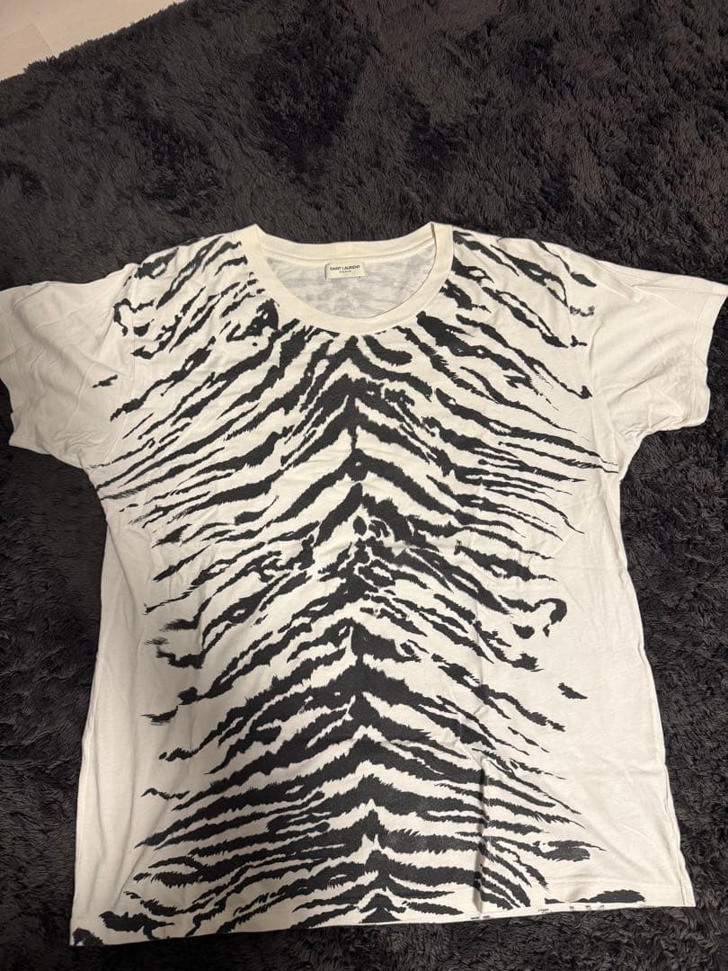 SAINT LAURENT トラ柄 Tシャツ