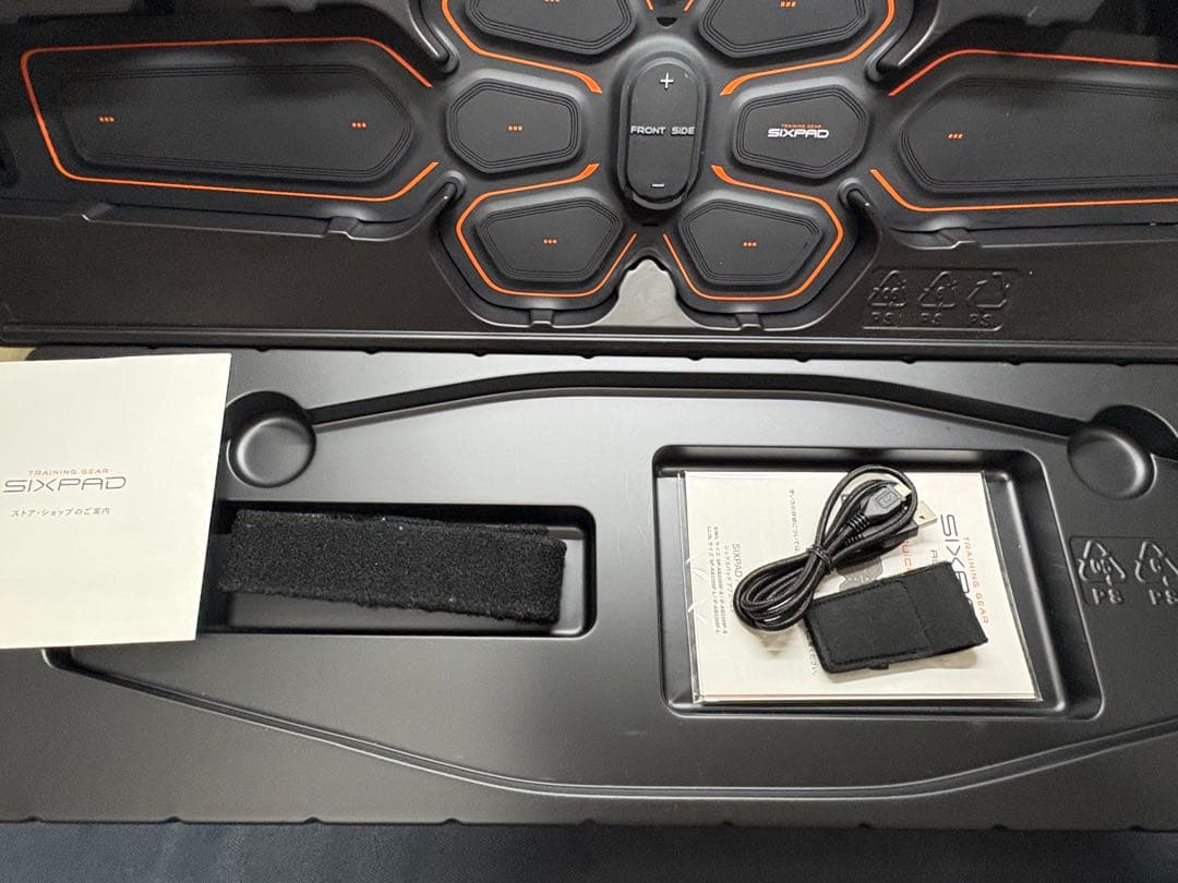 【美品】新品パッド付　SIXPAD アブズベルトS/M/L