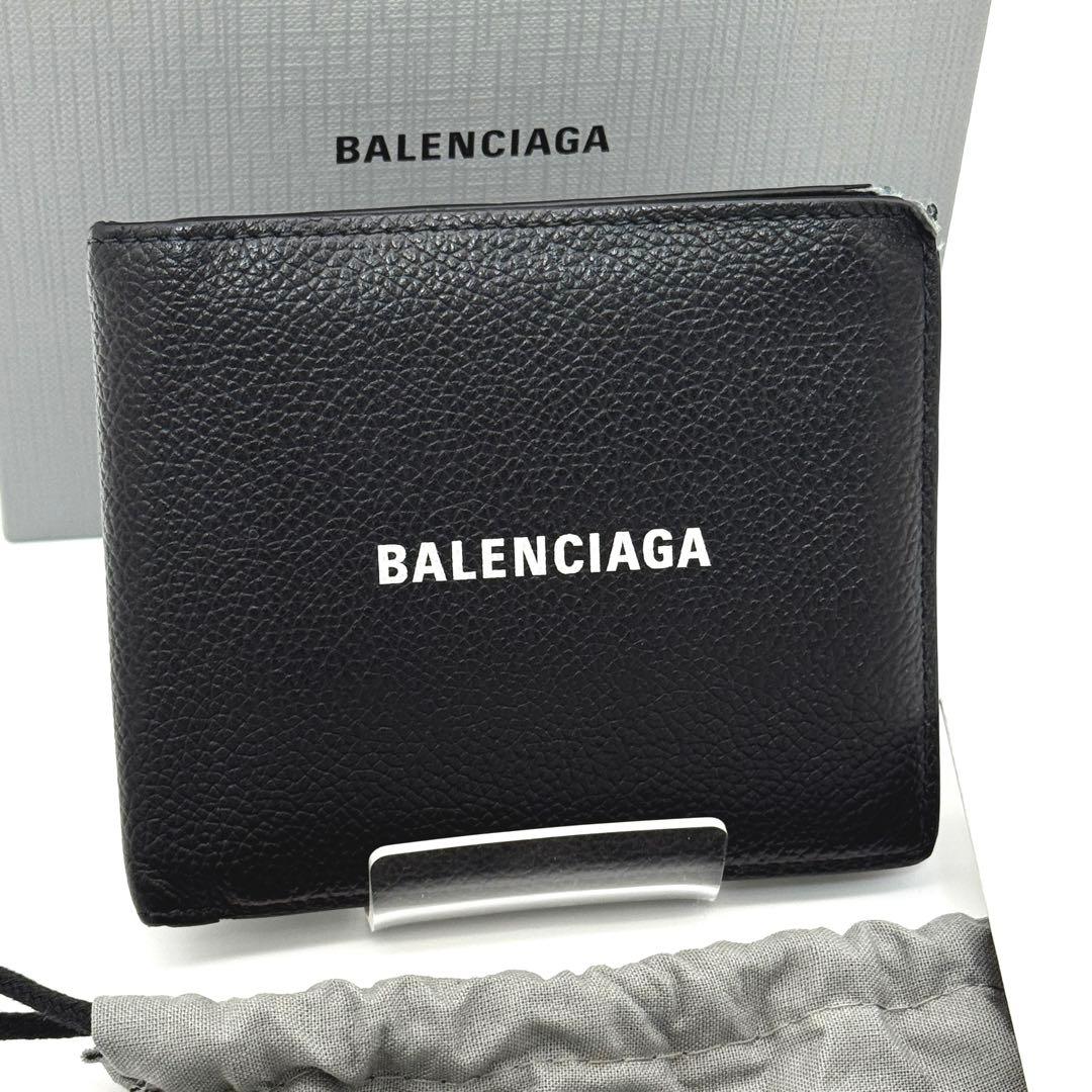 BALENCIAGA ロゴ 二つ折り 財布 コンパクト ブラック ホワイト 黒