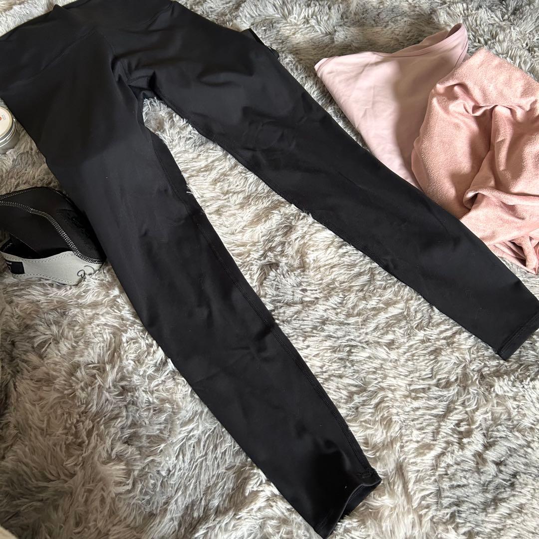 skala 上下ウェア ヨガラグおまけつき　lava グローブ