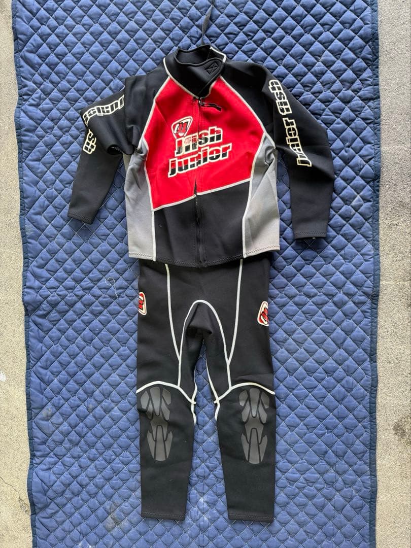 ジュニアウェットスーツ　J-fish 150cm USED水上バイクジェット