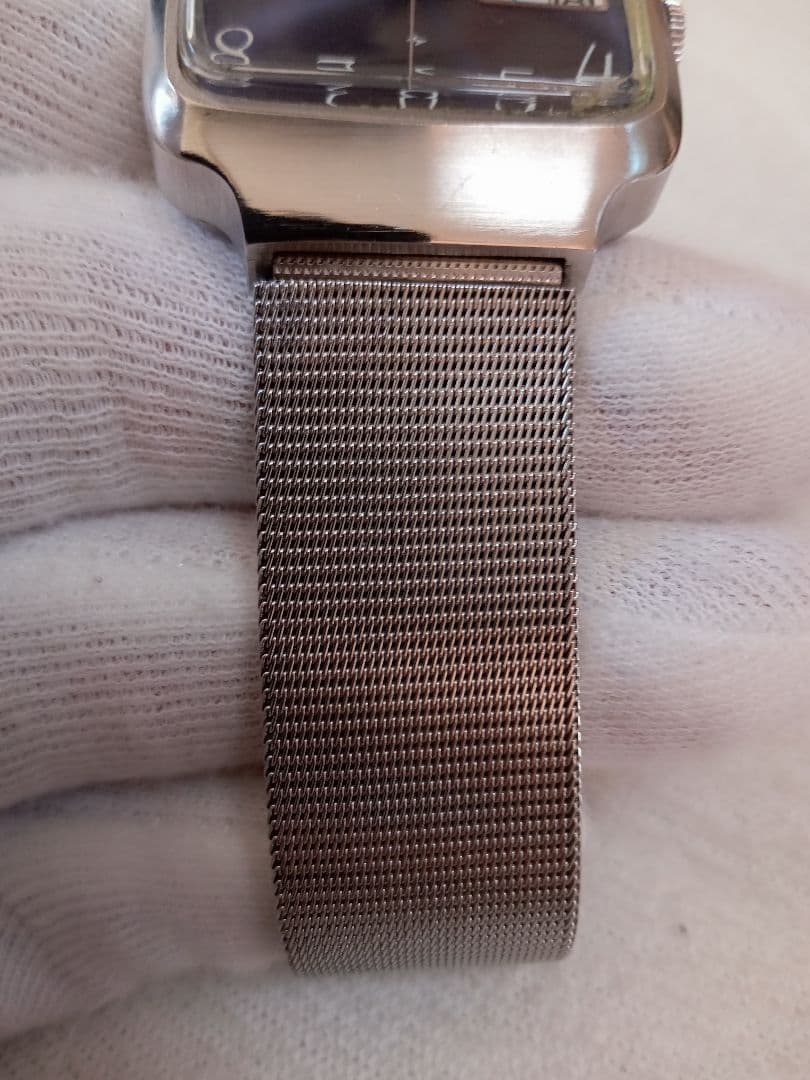 る*】様 SEIKO　アンティーク　機械式自動巻　スクエア型　機能良好　超美品