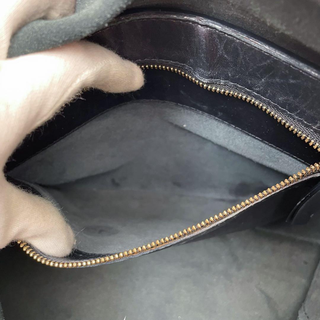 セリーヌ レザー ホリゾンタル カバ ハンド トート バッグ ブラック.