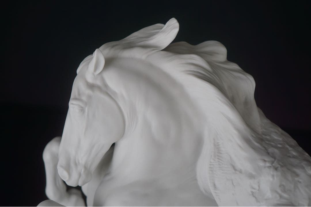 リヤドロ 8762 独立自尊 フィギュリン UNBREAKABLE SPIRIT