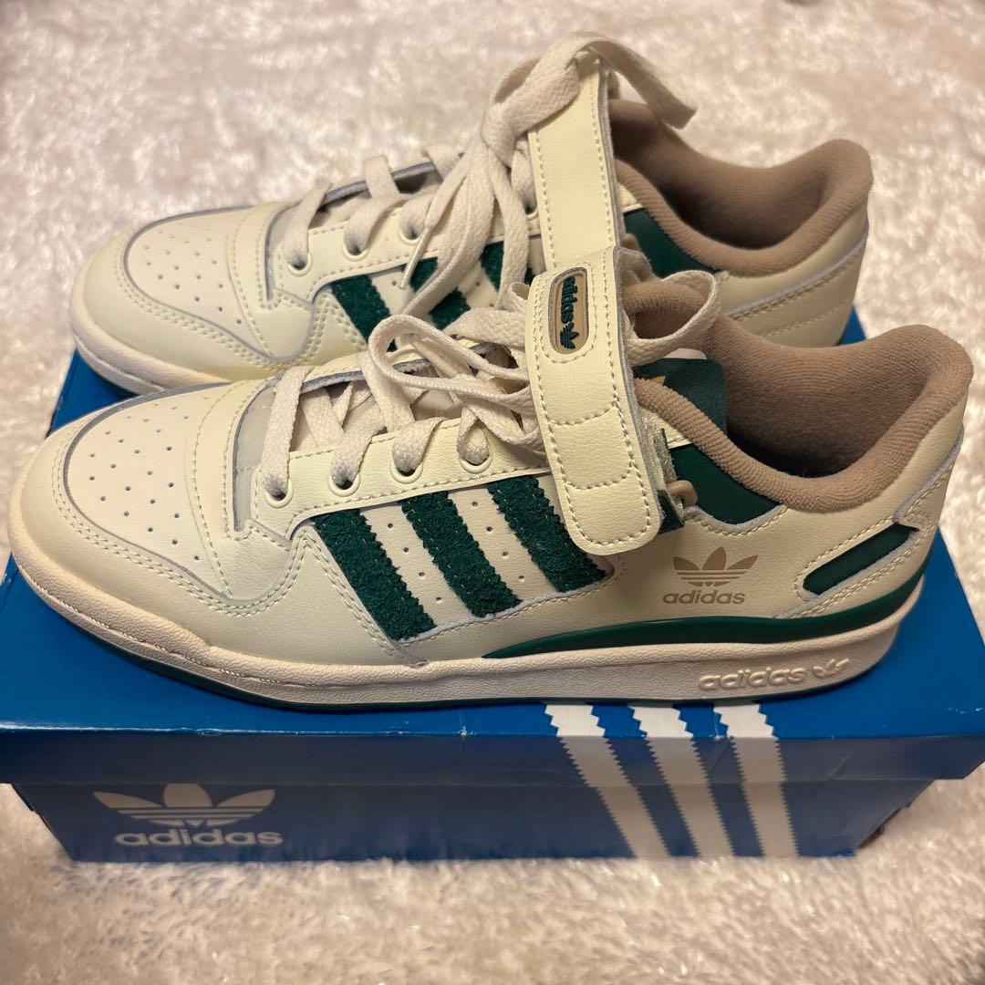 アディダス スニーカー FORUM LOW フォーラム ロー GY2520