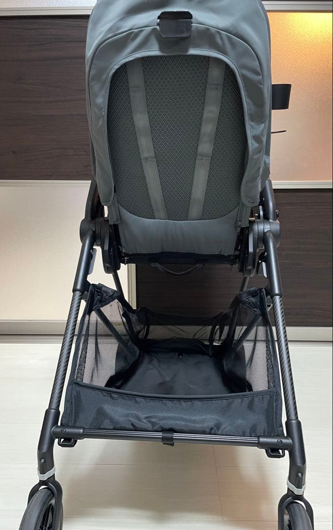 美品 人気モデル cybex サイベックス メリオカーボン モニュメントグレー