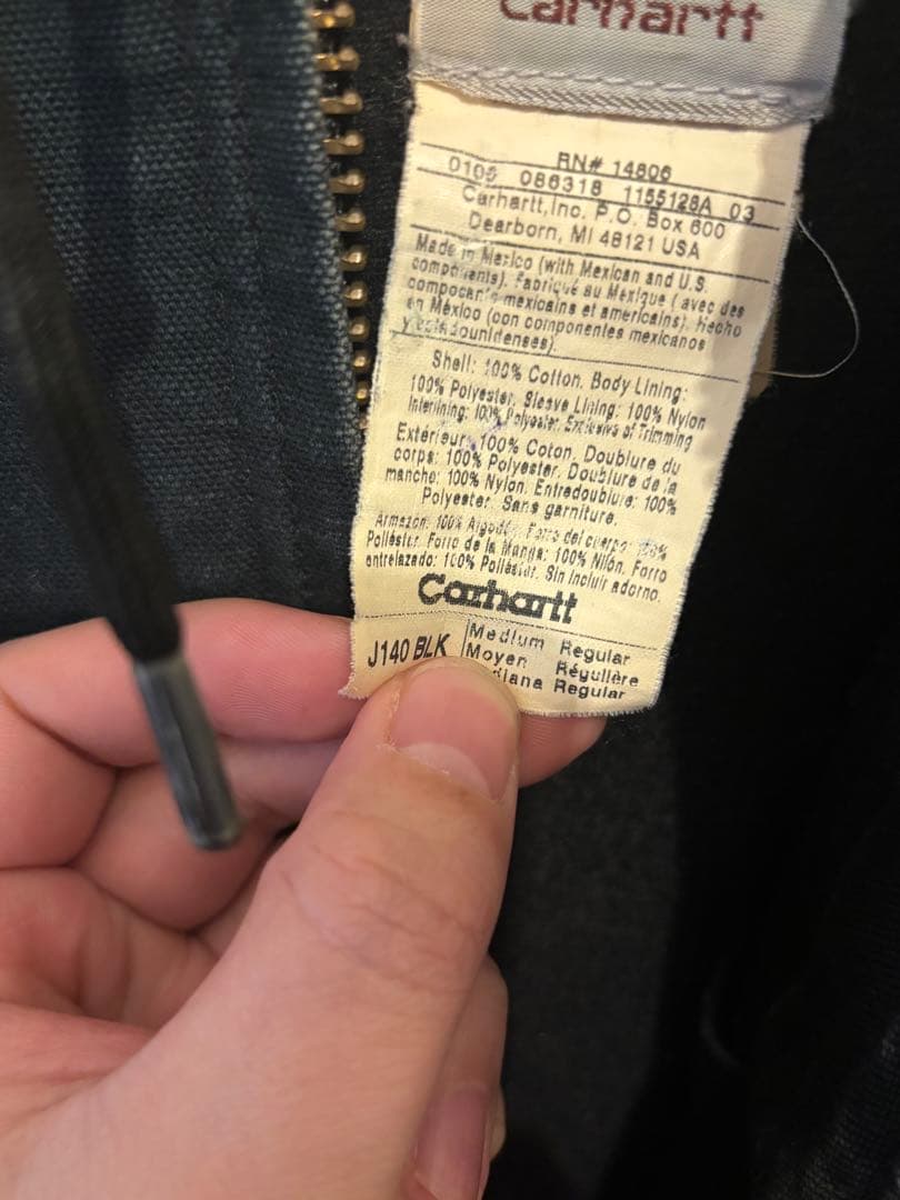 【やま】Carhartt アクティブパーカー