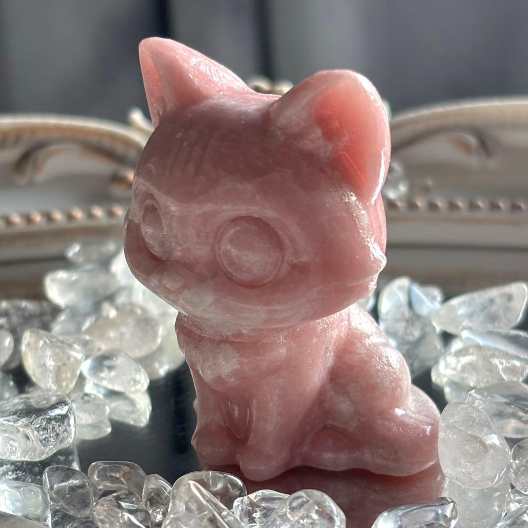 再入荷だけど売約済み♥️ピンクオパール キツネちゃん 九尾 カービング