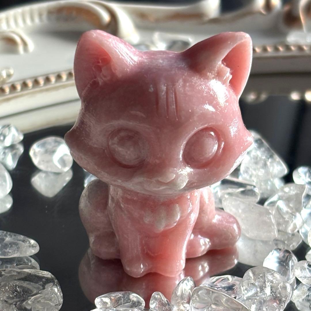 再入荷だけど売約済み♥️ピンクオパール キツネちゃん 九尾 カービング