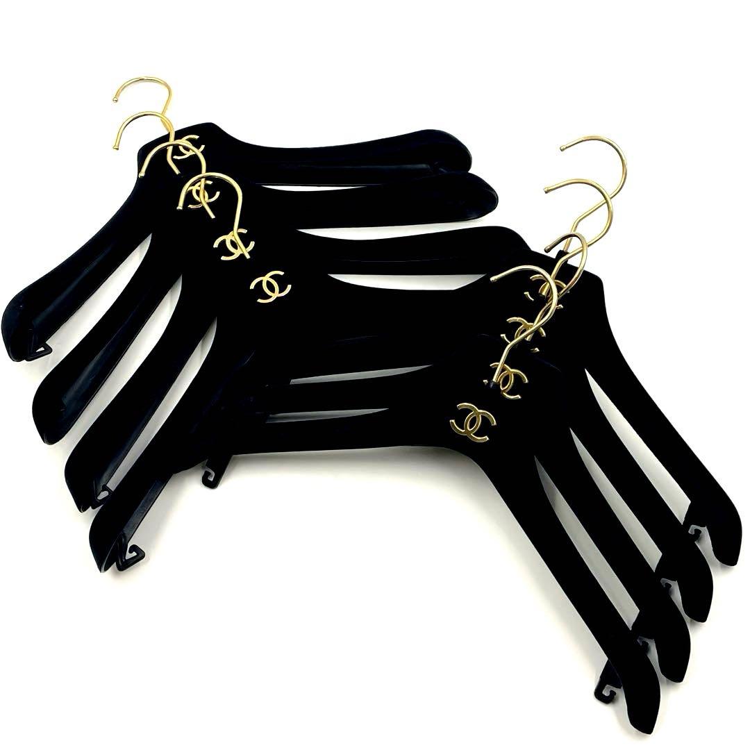 シャネル CHANEL ココマーク　ベロアハンガー 8点セット