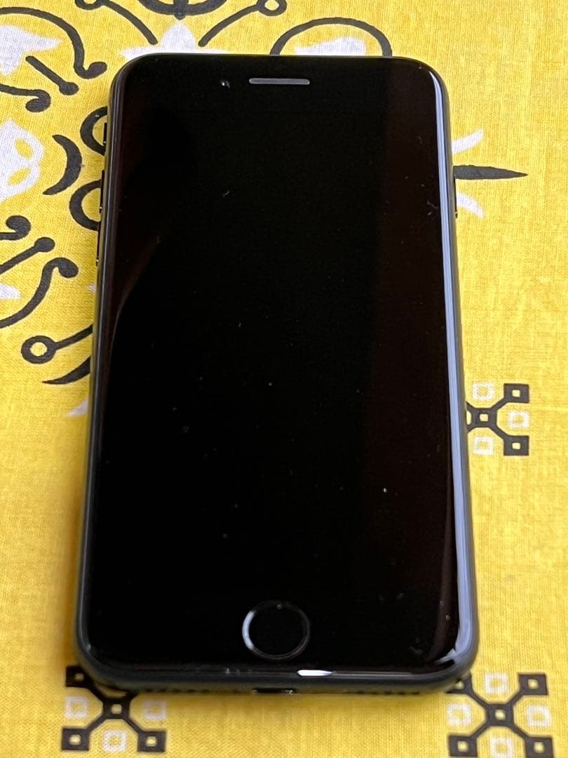 iPhone SE 第2世代 128GB ブラック SIMフリー