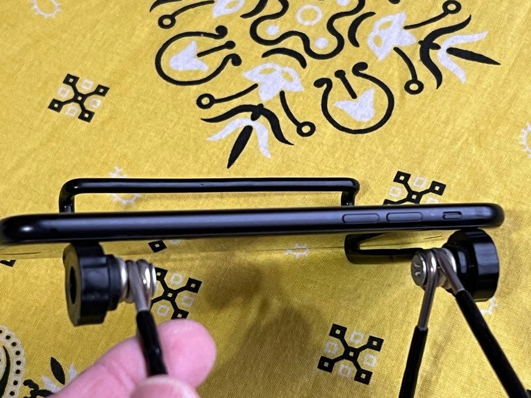 iPhone SE 第2世代 128GB ブラック SIMフリー