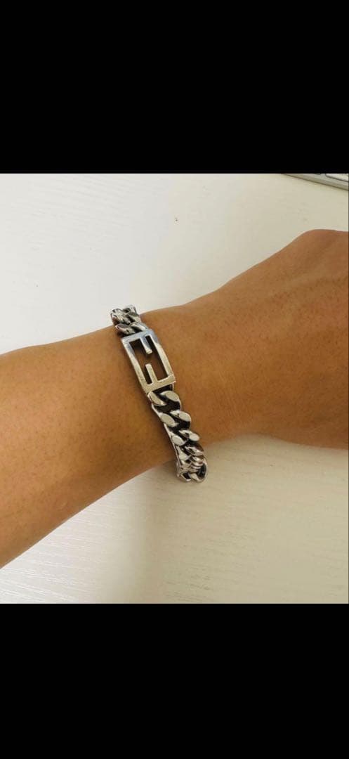 FENDI　フェンディ　バゲット　ブレスレット　シルバー　Lサイズ