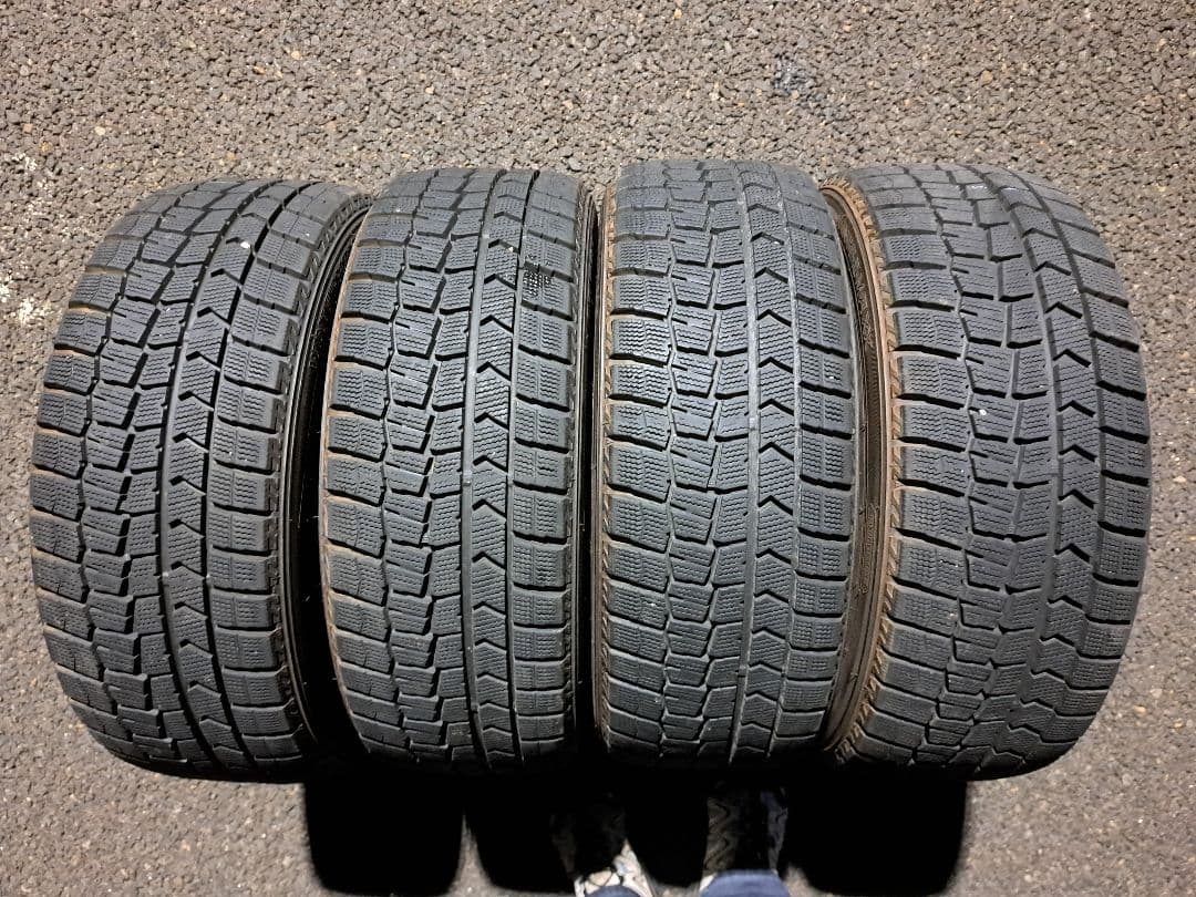 バリ山！215/45R17×4本！信頼のダンロップ！ゴム良好！安心！送料￥300