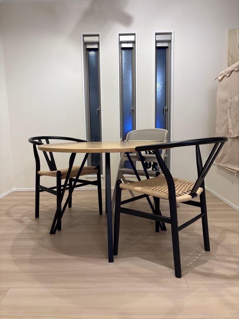 TDK　ラウンドテーブル　Yチェア2脚セット【引取限定】